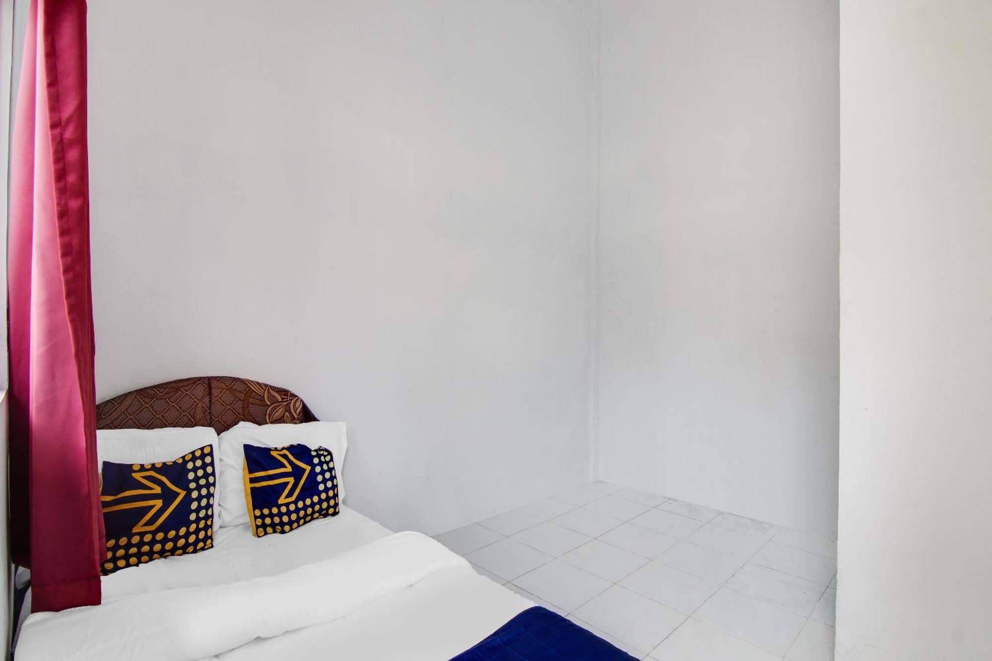 Spot On 91858 Raja Homestay Syariah Pekanbaru Extérieur photo