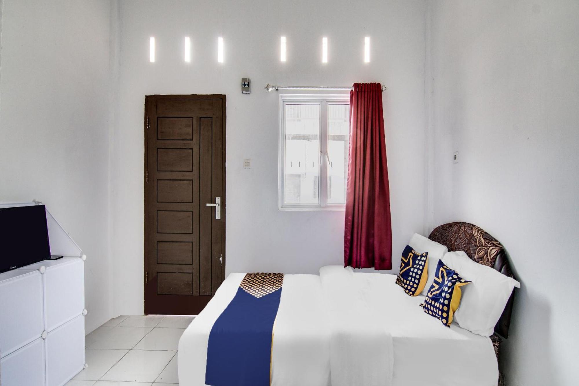 Spot On 91858 Raja Homestay Syariah Pekanbaru Extérieur photo