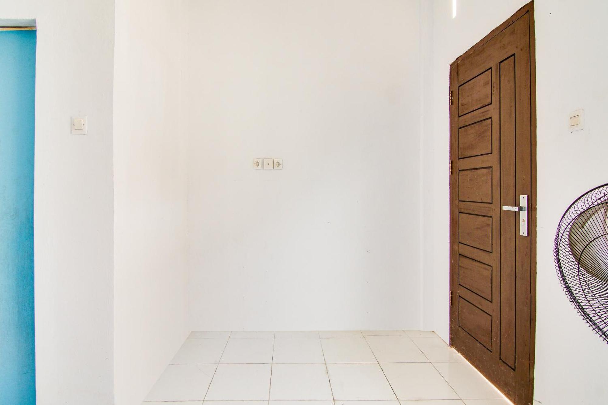 Spot On 91858 Raja Homestay Syariah Pekanbaru Extérieur photo