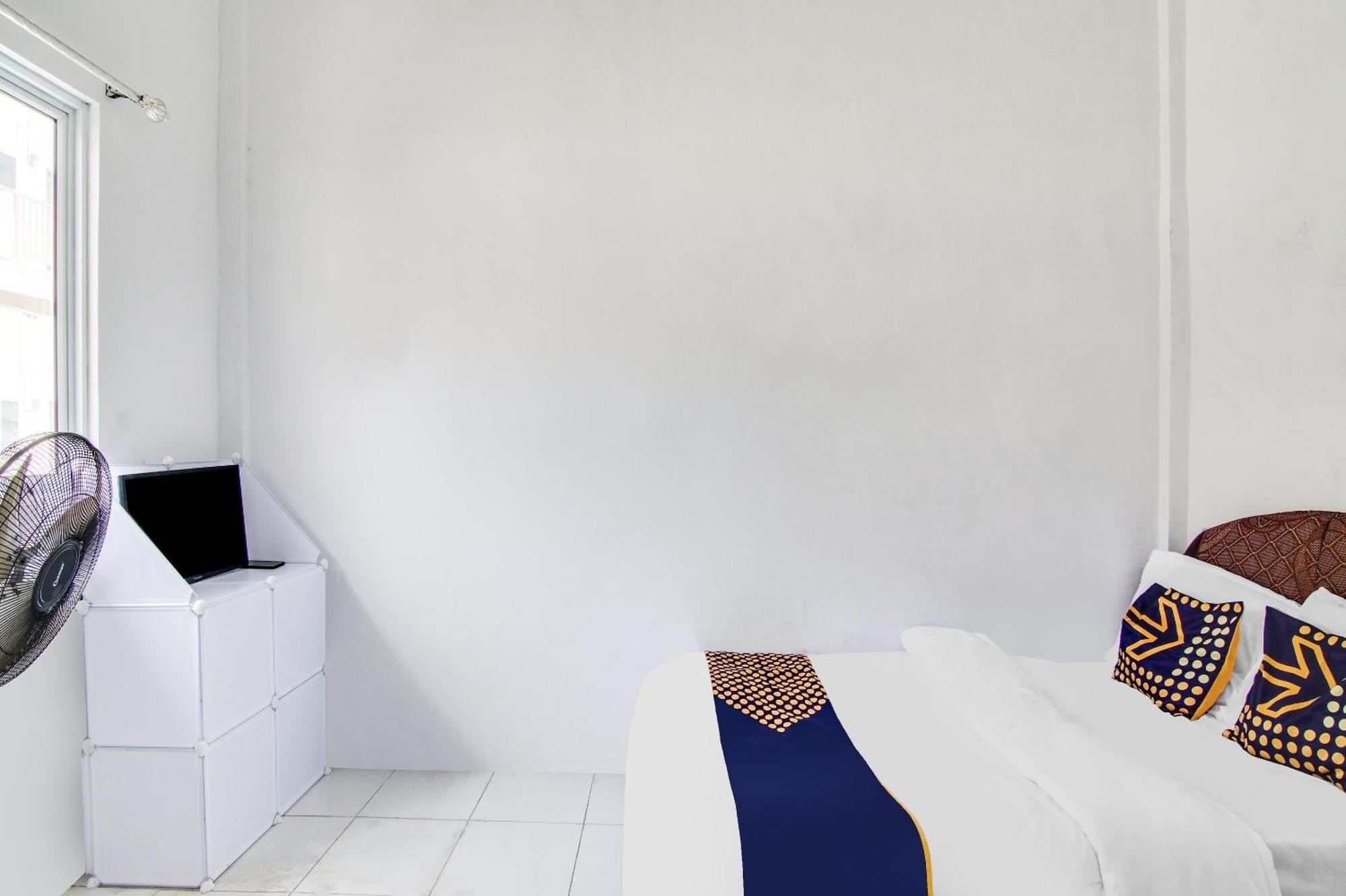 Spot On 91858 Raja Homestay Syariah Pekanbaru Extérieur photo