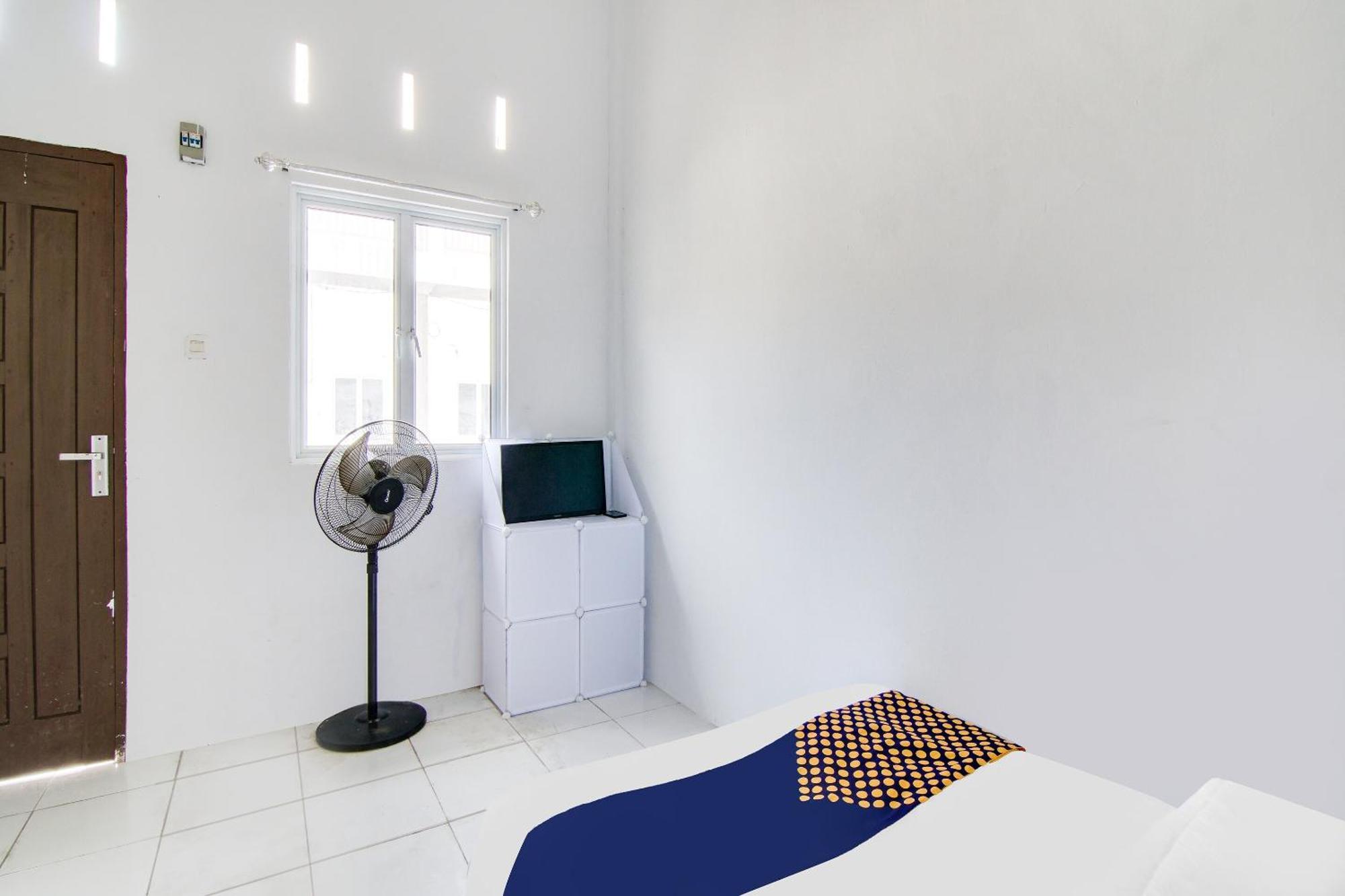 Spot On 91858 Raja Homestay Syariah Pekanbaru Extérieur photo